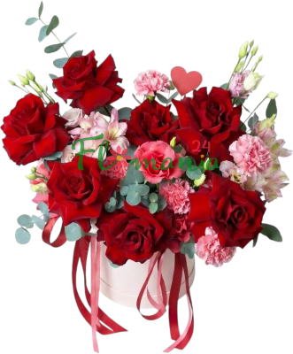 Шляпная коробка «Красное признание» с алыми розами и нежными акцентами